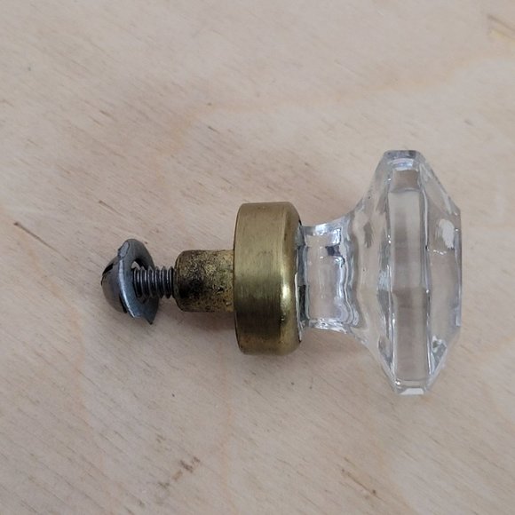 Single Vintage Drawer Pull Heavy Solid Glass Faceted Knob Handle Brass Mount - Picture 5 of 8
